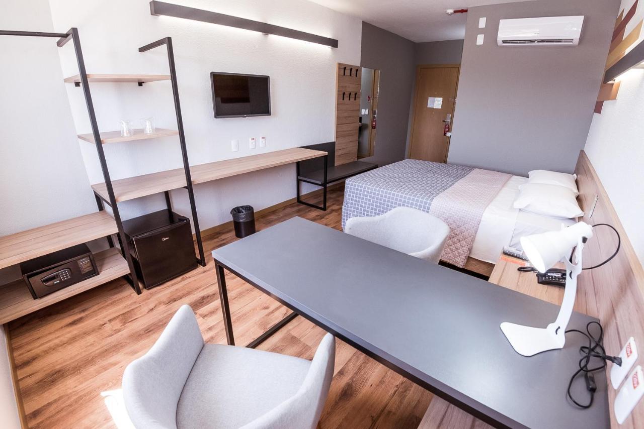Hotel 10 Balsas ภายนอก รูปภาพ